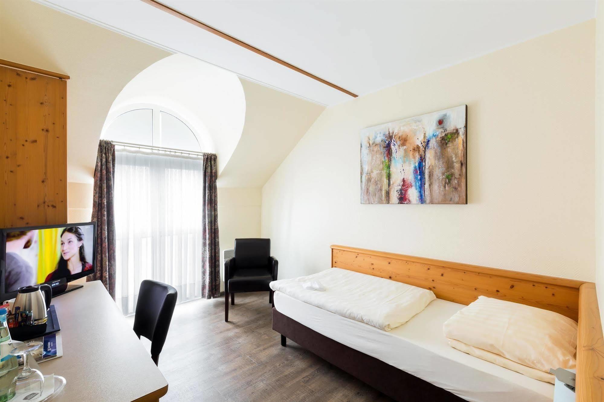 Best Western Euro Hotel Gonderange Buitenkant foto